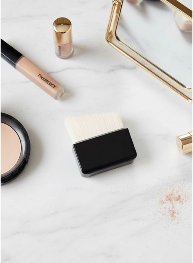 Portable Slanted Flat-Head Foundation Brush with Protective Case – Flawless One-Stroke Application - Image 4