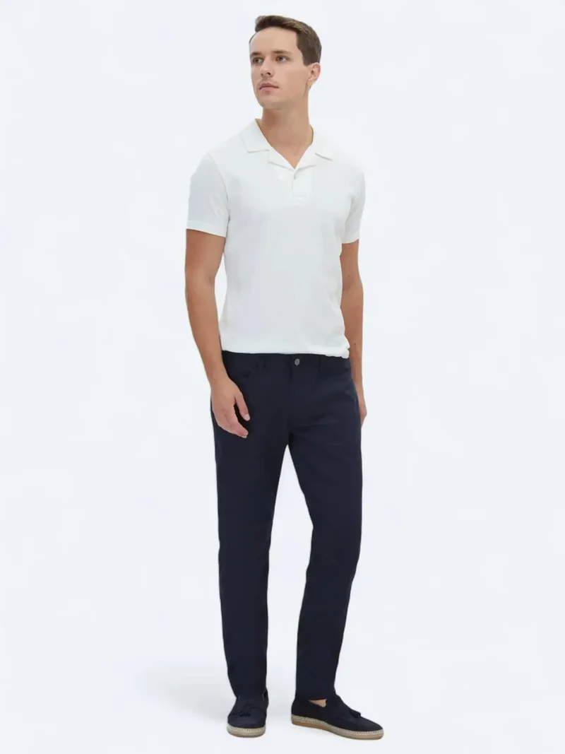 كيب بنطلون جينز أزرق داكن بقصة ضيقة، مصنوع من مزيج القطن، مناسب للإطلالات الكاجوال