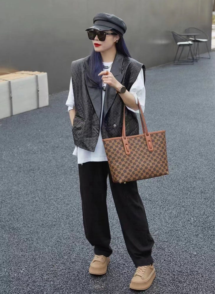 Chomel Fashionable Travel Handbag For Women Leather and PVC - Image 3