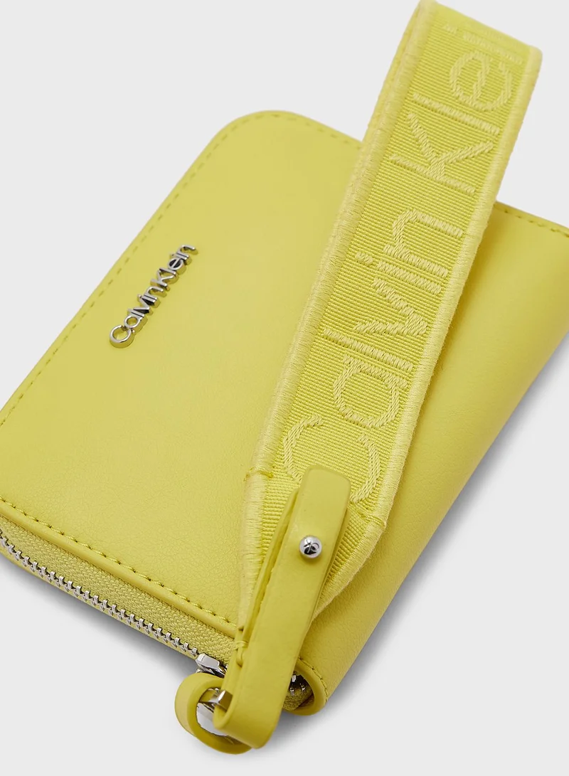 CALVIN KLEIN Zip Around Wallet