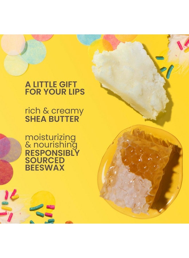 بيرتس بيز مرطب الشفاه، عبوة للحفلات - كعكة عيد ميلاد، مخروط الوافل، كعكة الفراولة، البسكويت والكريمة، مرطب طوال اليوم، خالٍ من الصبغة، علاج طبيعي (عبوة مكونة من 4 قطع من قطعة واحدة) - Image 1