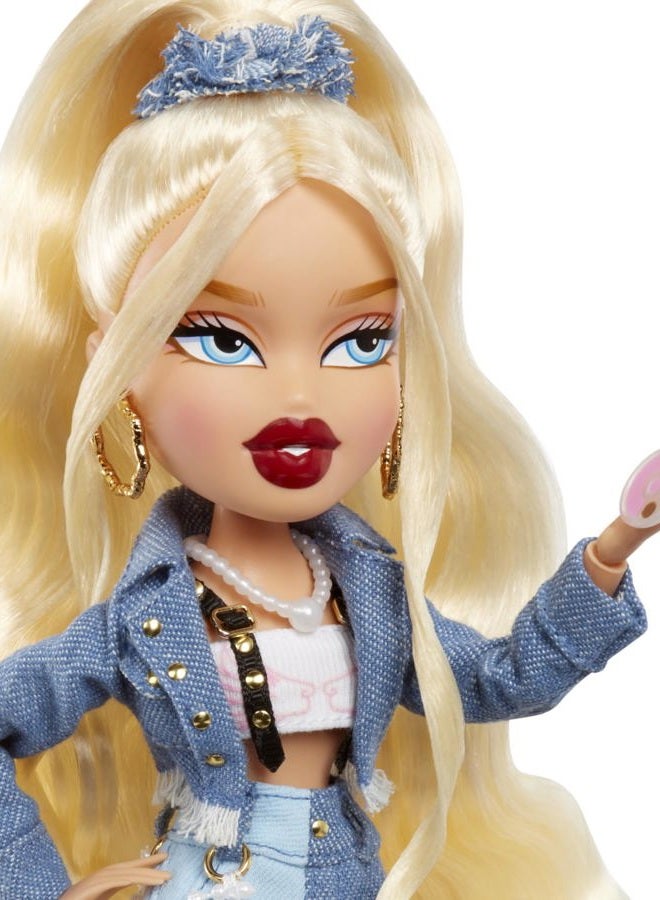 BRATZ دمية الموضة ألوويز كلو مع 10 ملحقات وملصق - Image 5