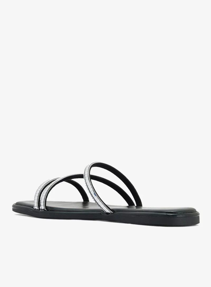 ايلا صندل كاجوال بثلاثة أشرطة