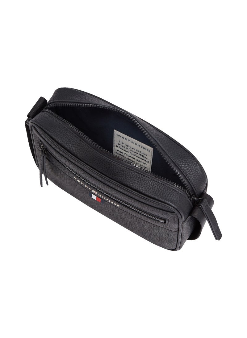 TOMMY HILFIGER Men's Essential Metal Logo Reporter Bag - Faux Leather, Black  - Image 4