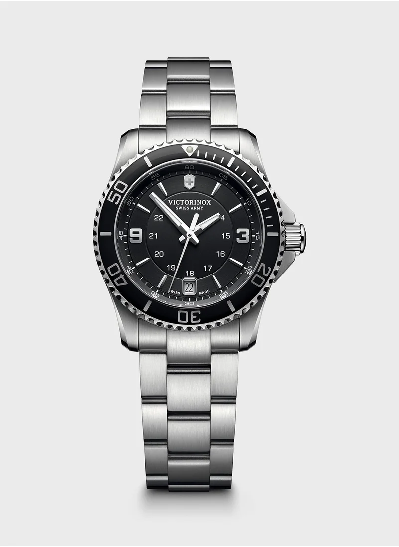 Victorinox Time Teller Analog Watch