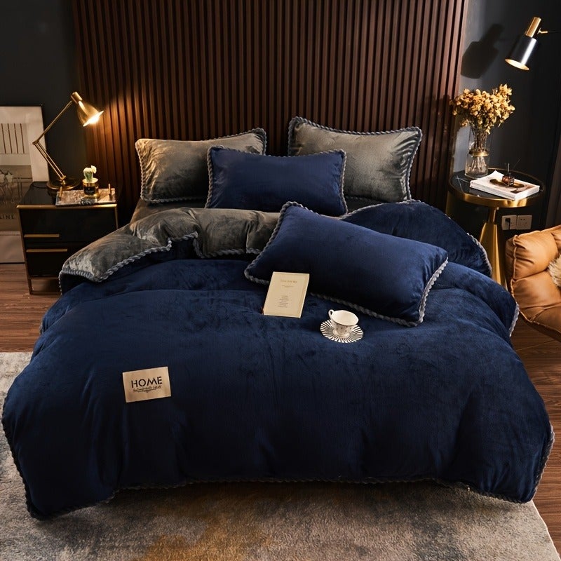 3pcs Minimalist Solid Color Double-Sided Milk Duvet Cover Set, 3pcs European Hem Series (1 Duvet Cover + 2 Pillowcases), No Filling Included, Soft and Comfortable, Machine Washable, Bedding Decoration - Image 1