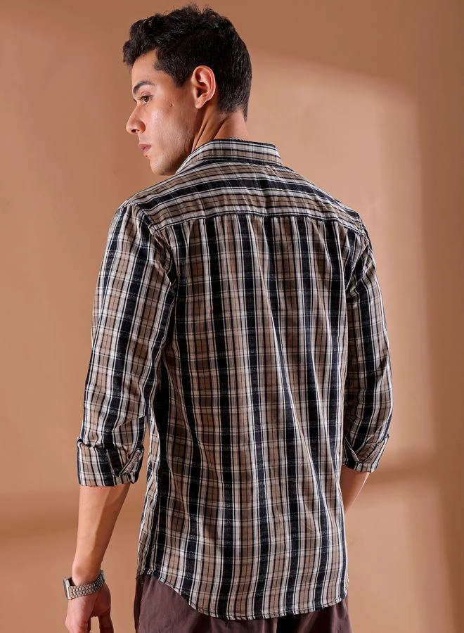 The Indian Garage Co Men Slim Fit Checkered Full Sleeves Cutaway Collar Casual Shirt