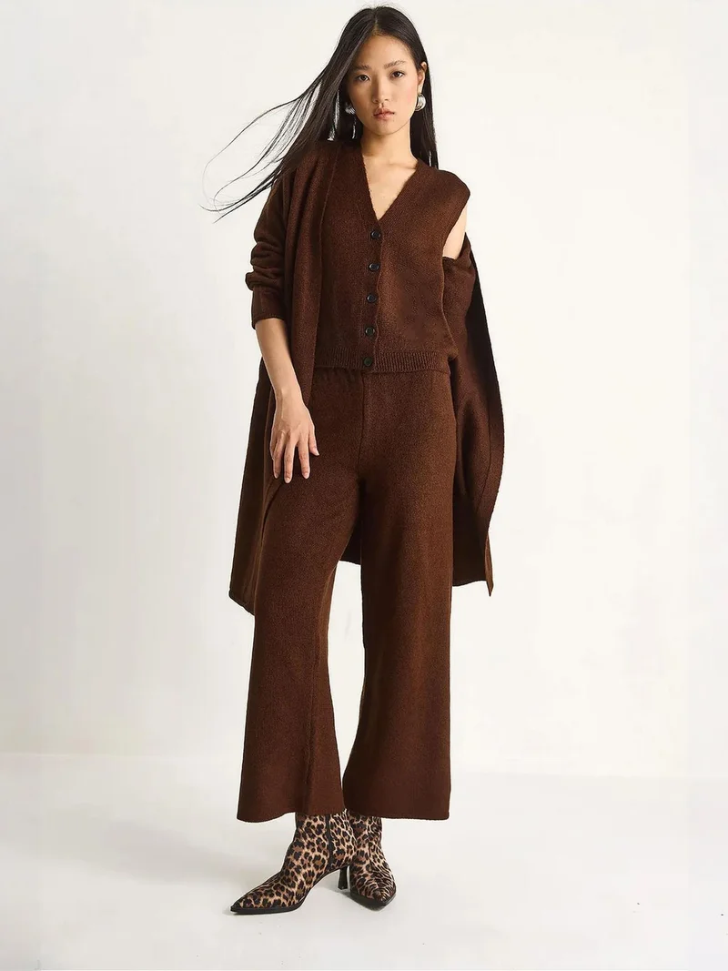 بيانكو لوتشي LUCCI Knit Cardigan-Vest-Pants Three-Piece Coord Set