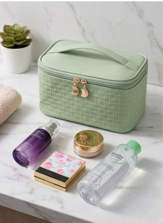 حقيبة مكياج نسائية كبيرة للسفر من جلد PU مقاوم للماء، حقيبة مستحضرات التجميل والأدوات مع عدة جيوب داخلية لتنظيم المكياج والفرش، منظم محمول للمكياج والفرش ومستحضرات التجميل، حقيبة سفر عملية وعصرية للنساء بسعة كبيرة لتخزين المكياج والعطور والأدوات الشخصية (لون بستاج) - Image 4