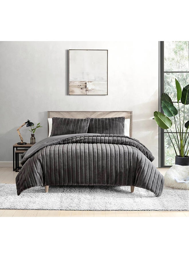 Cottage Cottage carved faux fur comforter set 200*240 cm+50*75 cm  - Image 1