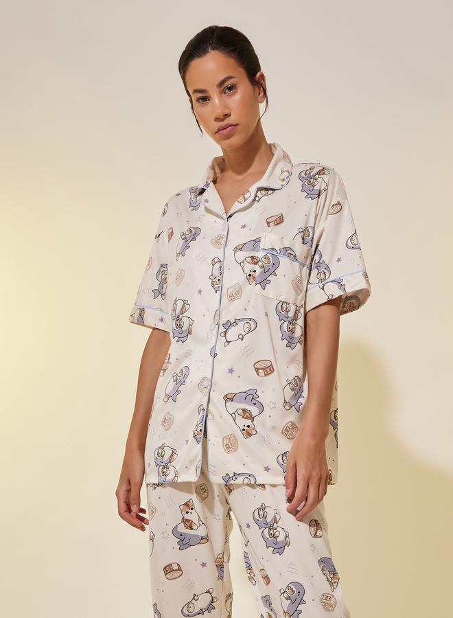 تايك تو طقم بيجامة قطن بطبعة كرتونية - قميص بأكمام قصيرة وشورت - Image 2