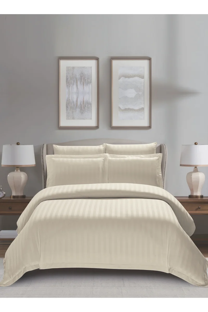 دوناتيلا Striped Duvet Cover Set King Size 220x240 cm - 6-Pcs Bed Set, Microfiber Fabric - 1 Duvet Cover, 1 Fitted Sheet, 2 Pillow Sham, 2 Pillowcase (Filler Not Included)
