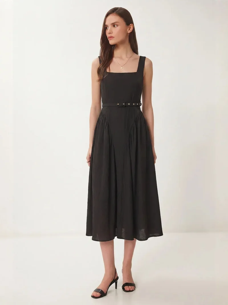 السعادة في إسطنبول ISTANBUL Belted Sleeveless Midi Dress