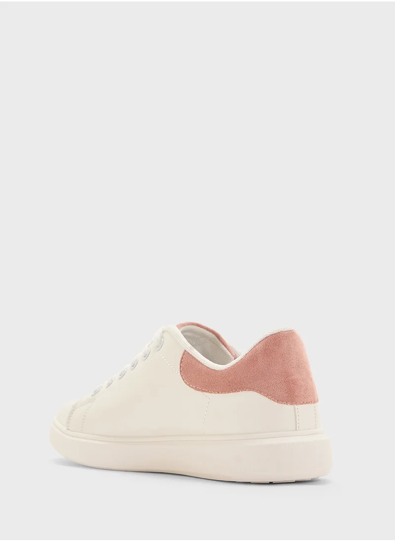 Andarina Ladies Lace Up Sneaker