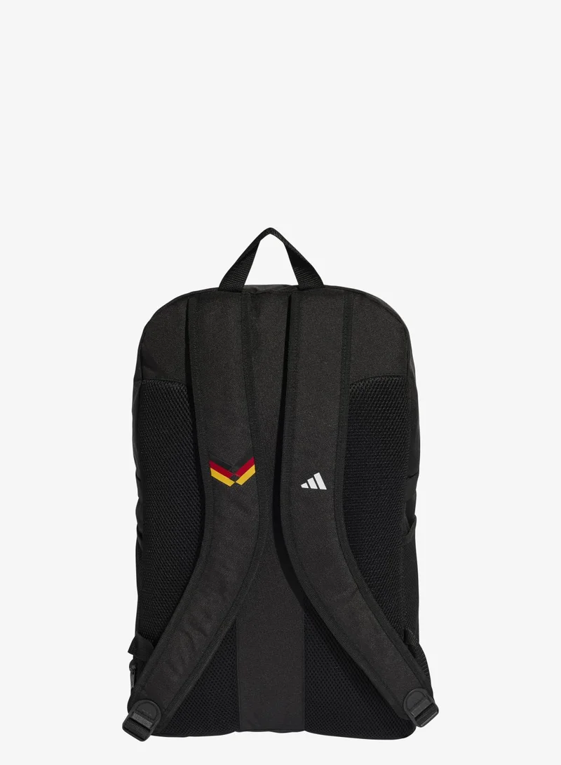 اديداس حقيبة ظهر ألمانيا 26