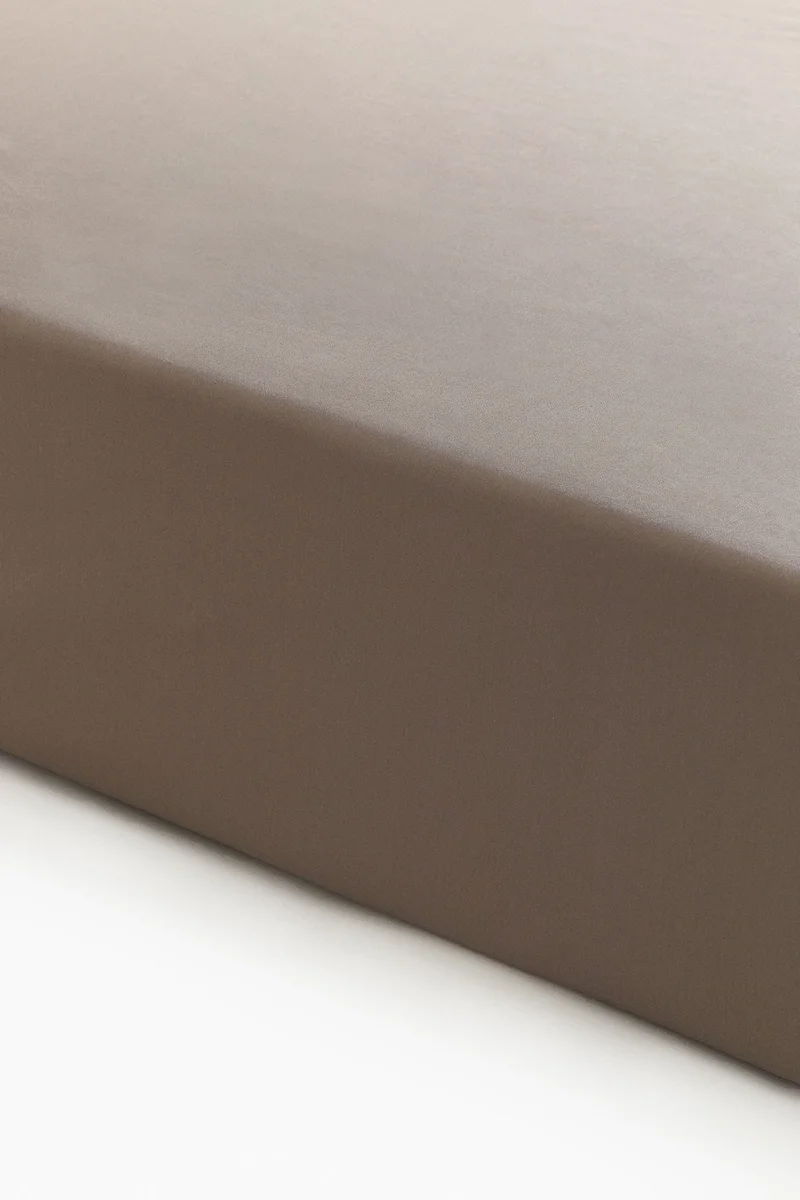 H&M Satin fitted sheet