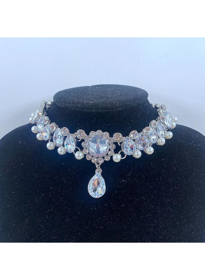 Europe And The United States Exaggerated Temperament Metal Hollow Water Drop Gem Diamond Pearl Crystal Short Collar Necklace Outlet