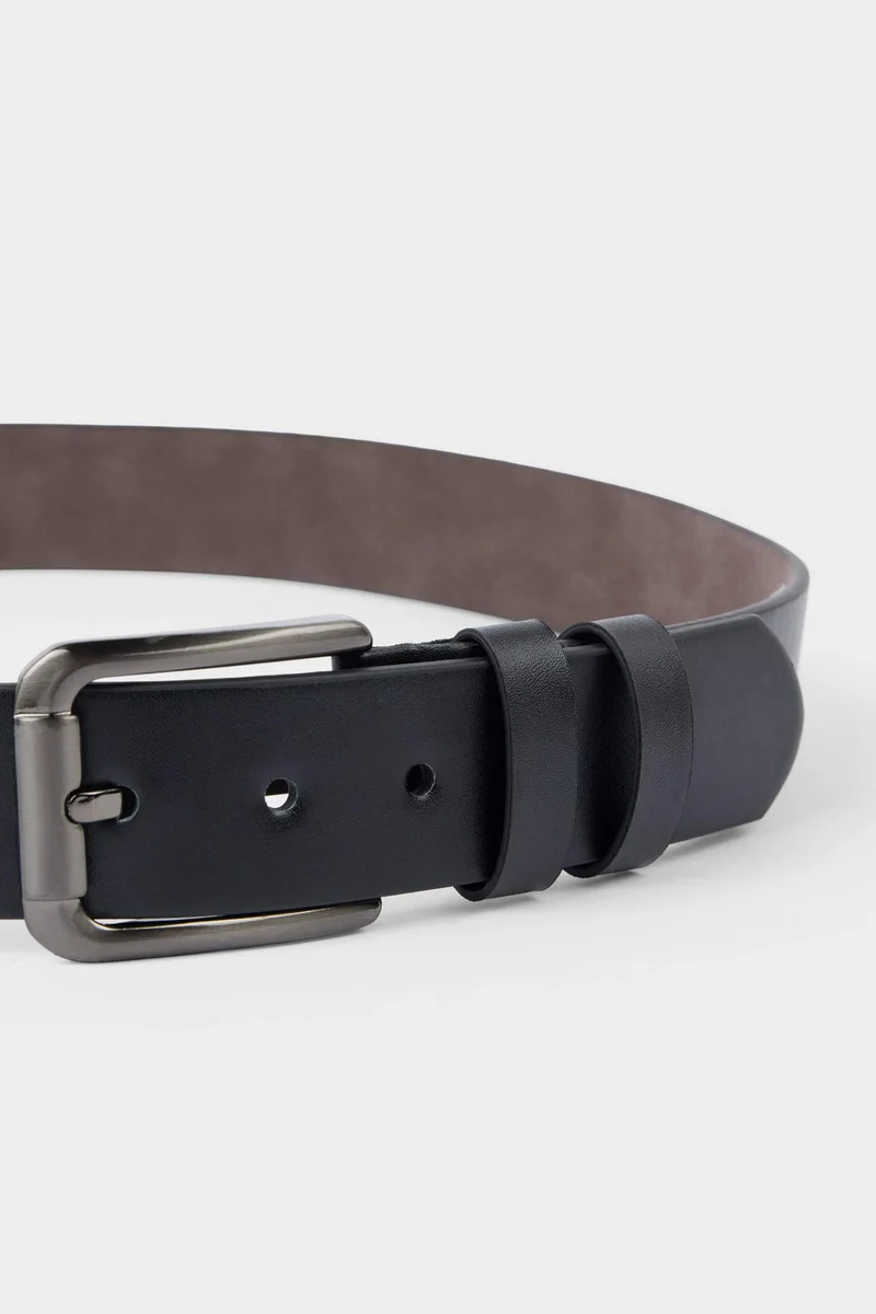 ديفاكتو Man Rectangle Clasp Faux Leather