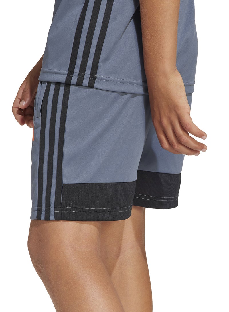 adidas شورت أطفال تيرو 25 إسنشال - Image 3