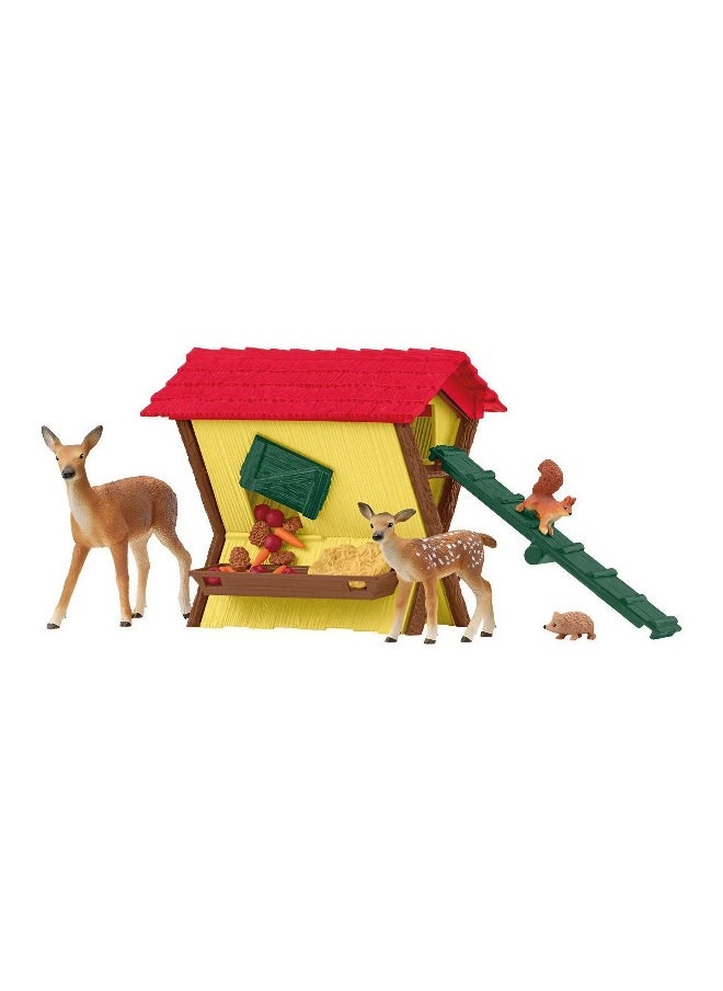 Schleich Schleich Farm World Feeding the Forest Animals Playset (39 Pieces)  - Image 2