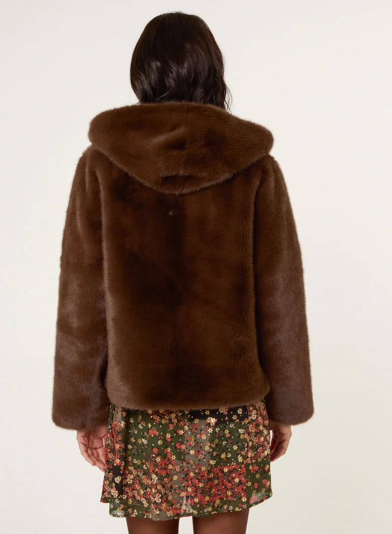بلو فانيلا Faux Fur Hooded Jacket
