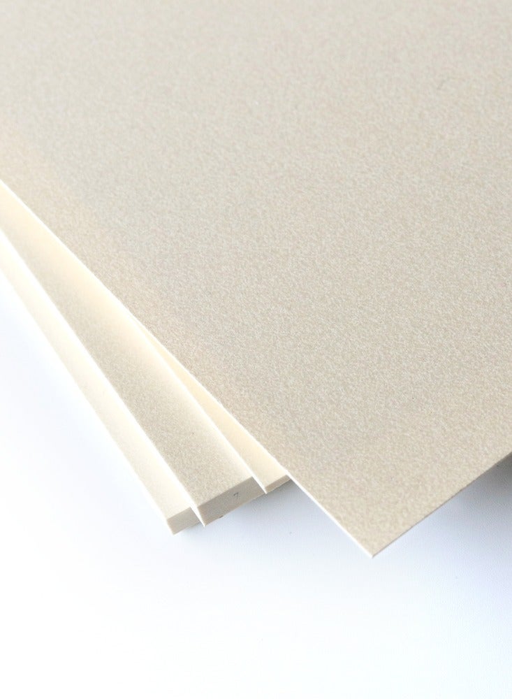 فيرستنوك A5، ورق ذهبي لامع، 300 جرام لكل متر مربع لبطاقة الزفاف - Image 1