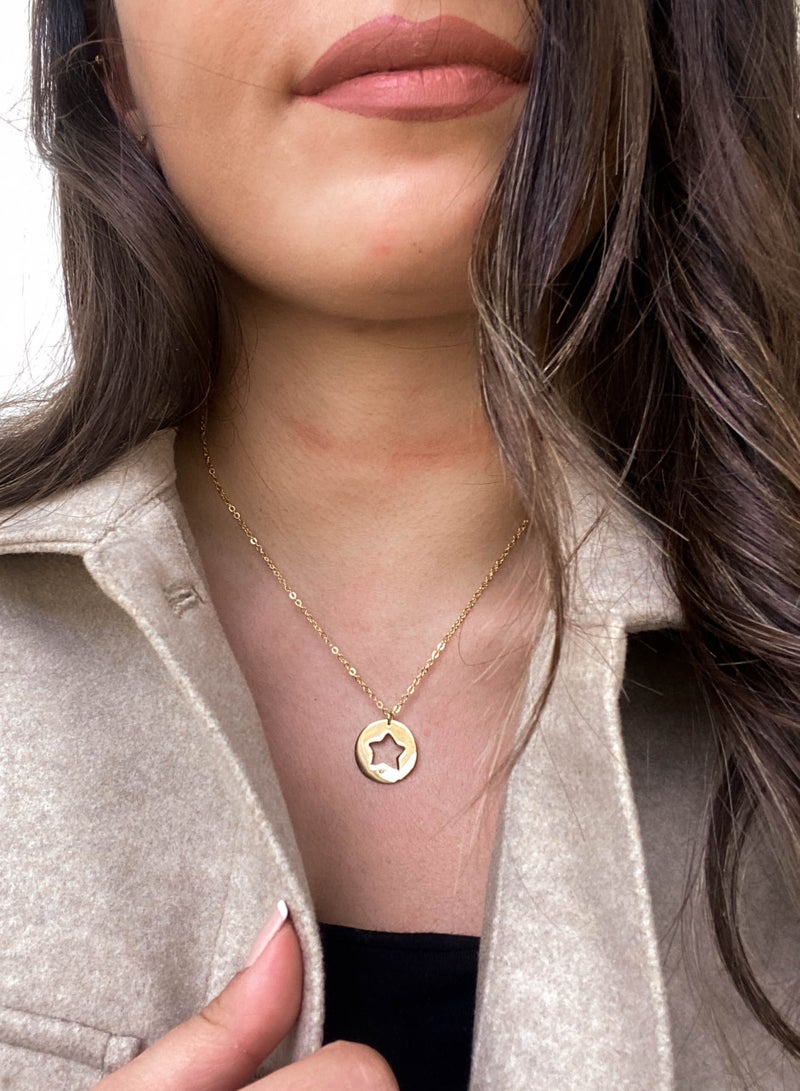 Trendella Coin Star Necklace - Image 2