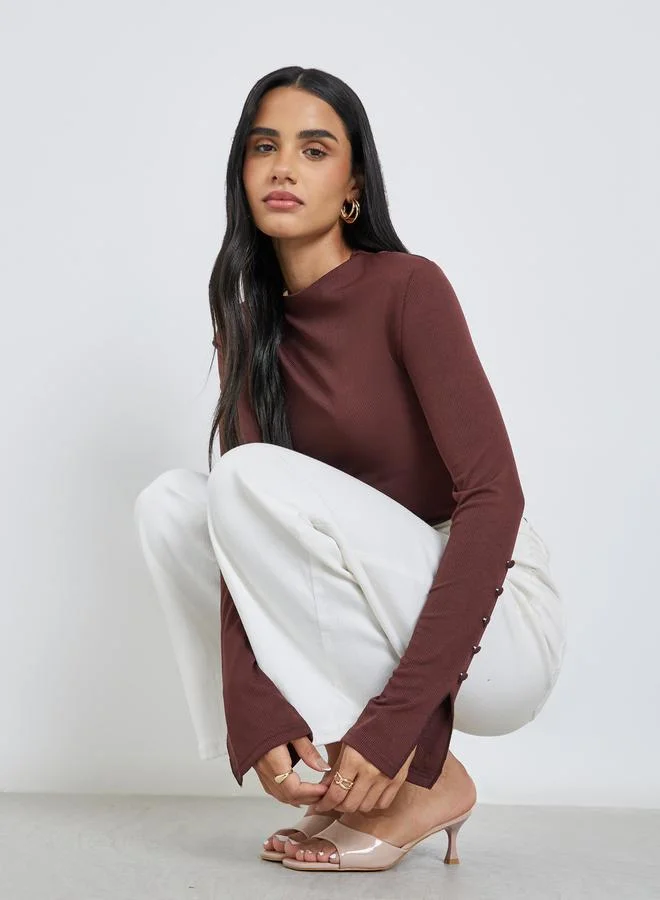 Styli Styli Textured Regular Fit Sleeve Slit Detail Top