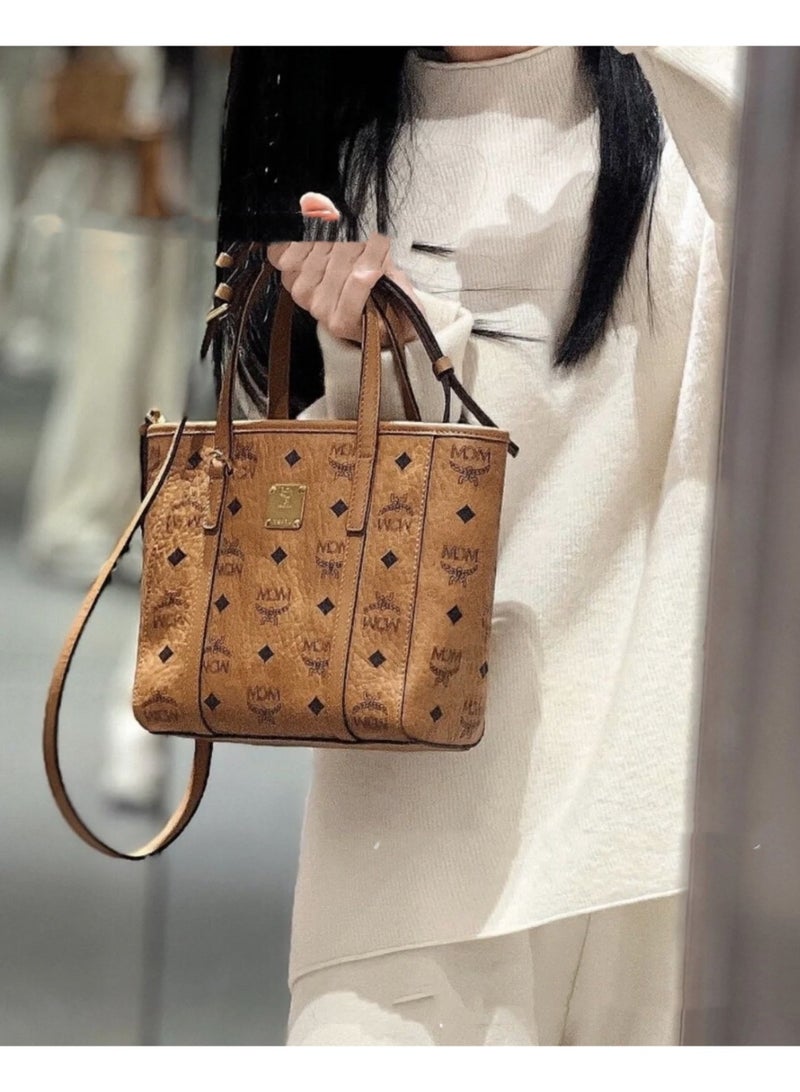 MCM Classic Shopper Tote Bag - Image 4