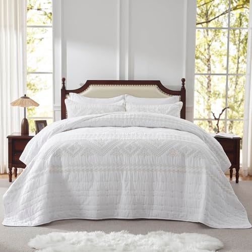 LEAONME 100 Cotton 3Piece Quilt Set White Full Queen Size Lightweight Bedspread Coverlet 90x98 Soft Luxurious Golden Embroidered Bedding Set for All Seasons 1 Quilt 2 Pillow Shams - Image 3