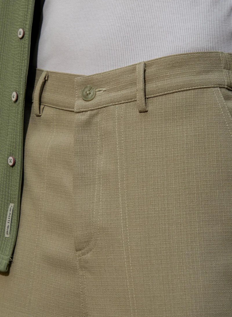 Campus Sutra Lightweight - Panelled Baggy Cargo Trousers