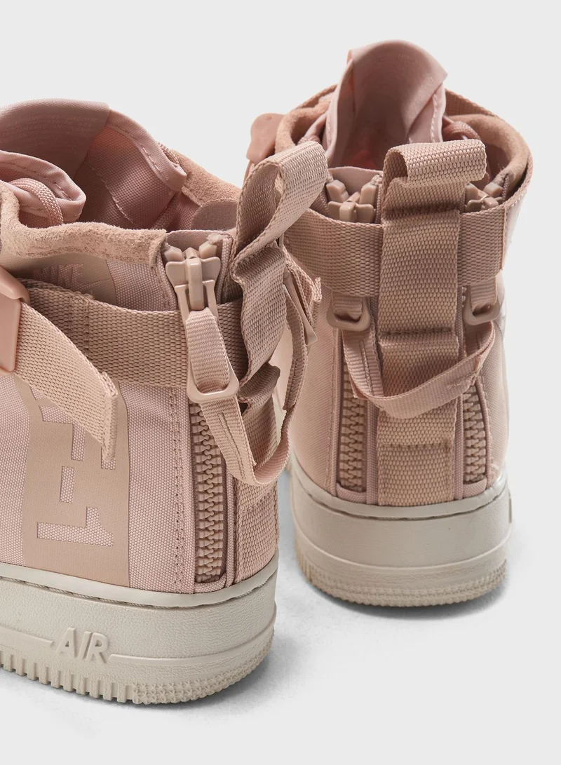 Nike SF AF1 Mid
