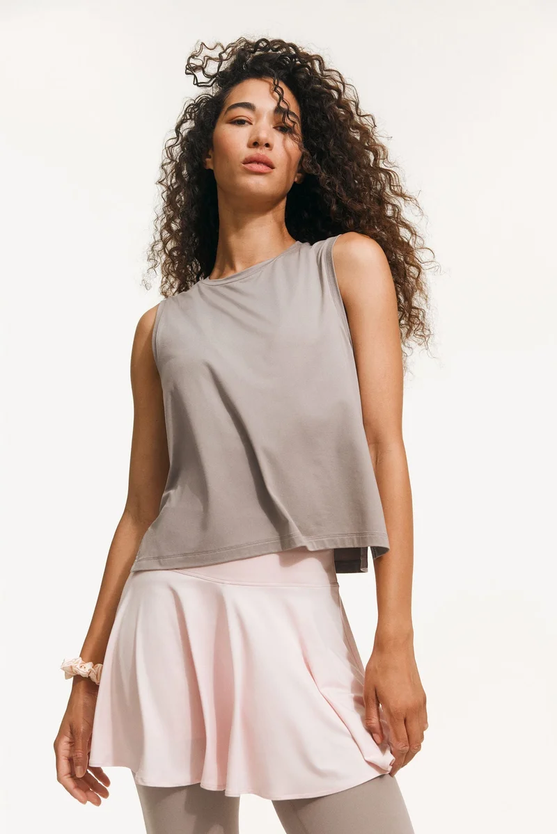 H&M Boxy-style sports vest top in DryMove™