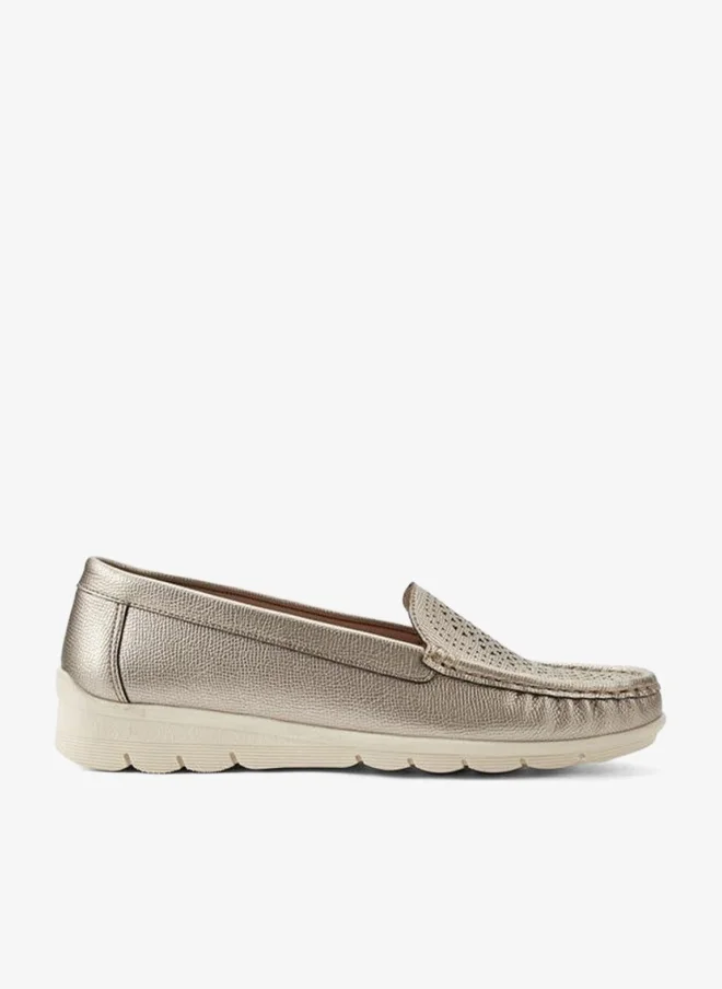 لو كونفورت Women Perforated Loafers
