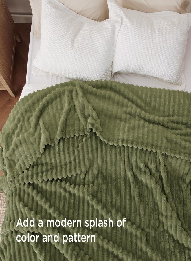 Bedsure GentleSoft Cypress Fleece King Blanket for Couch - Cozy Soft Blankets for Women, Cute Small Throws for Girls, 108x90 Inches - Image 3