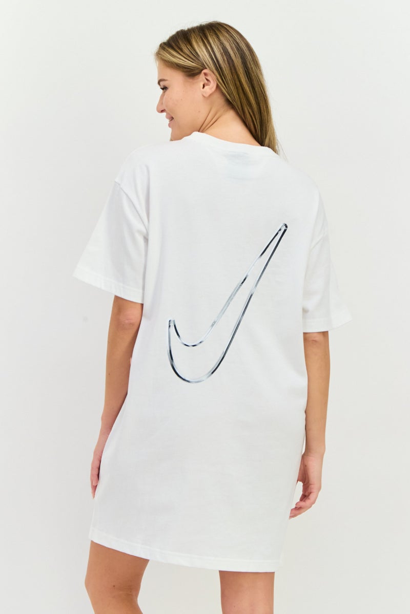 Nike Women Sportswear Fit Outdoor Dress, White  - Image 3