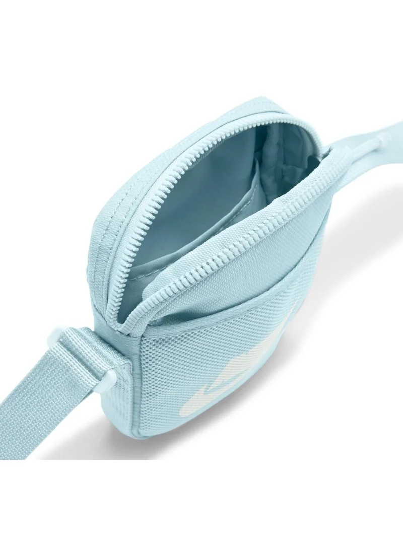 Nike Heritage Crossbody Messenger