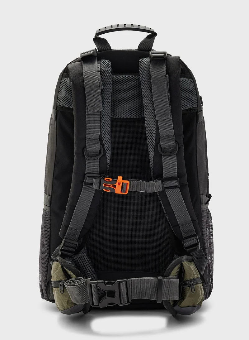 FRWD 40L Hiking/Trekking Backpack With Back Support And Padding