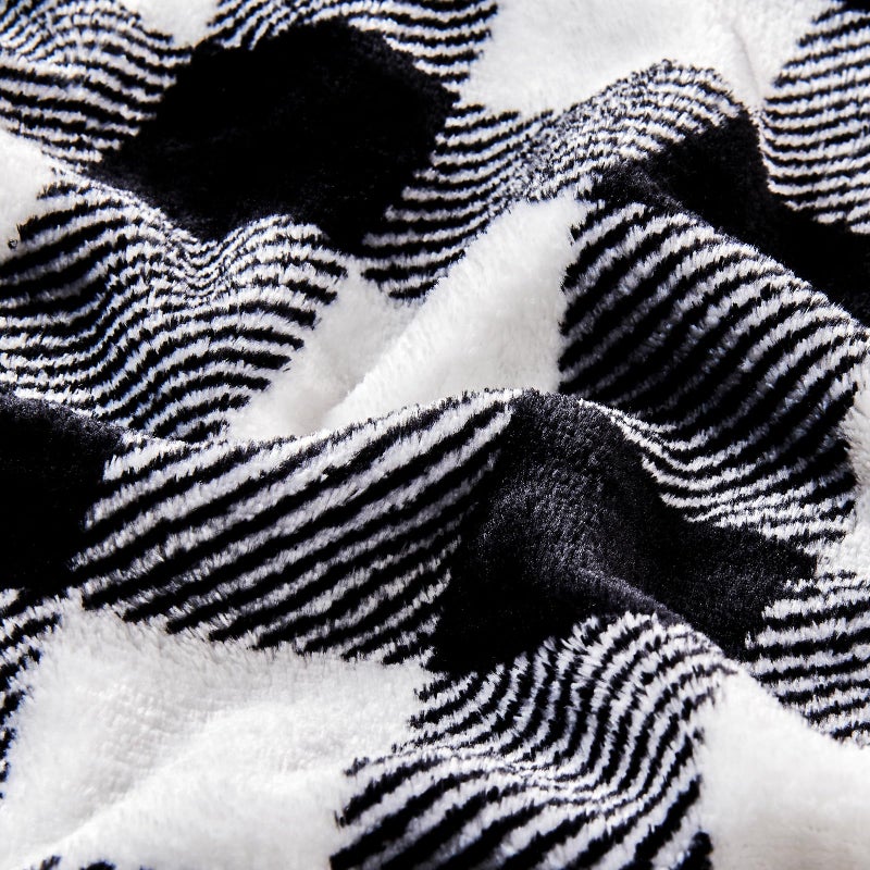 BEDELITE Flannel Sheets Queen Size Bed Set, Luxury Black and White Plaid Winter Bedding Set, Super Soft & Warm Fuzzy Fleece Sheets 4 Piece(Include Fitted Sheet, Flat Sheet, 2 Pillowcases) - Image 3