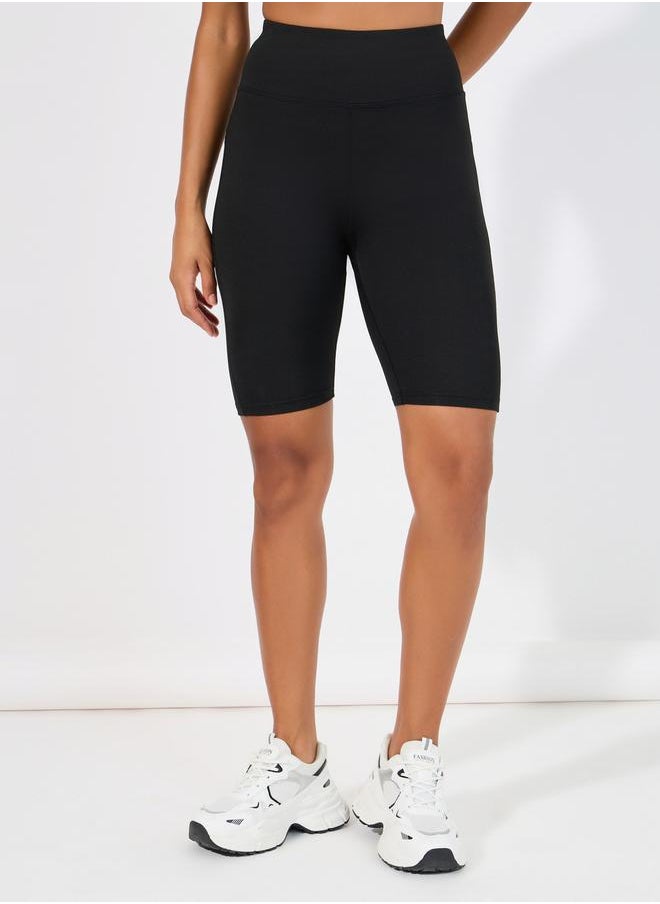 Styli Back Reflective Stripe Detail Side Mesh & Waist Back Pocket Cycling Shorts  - Image 2