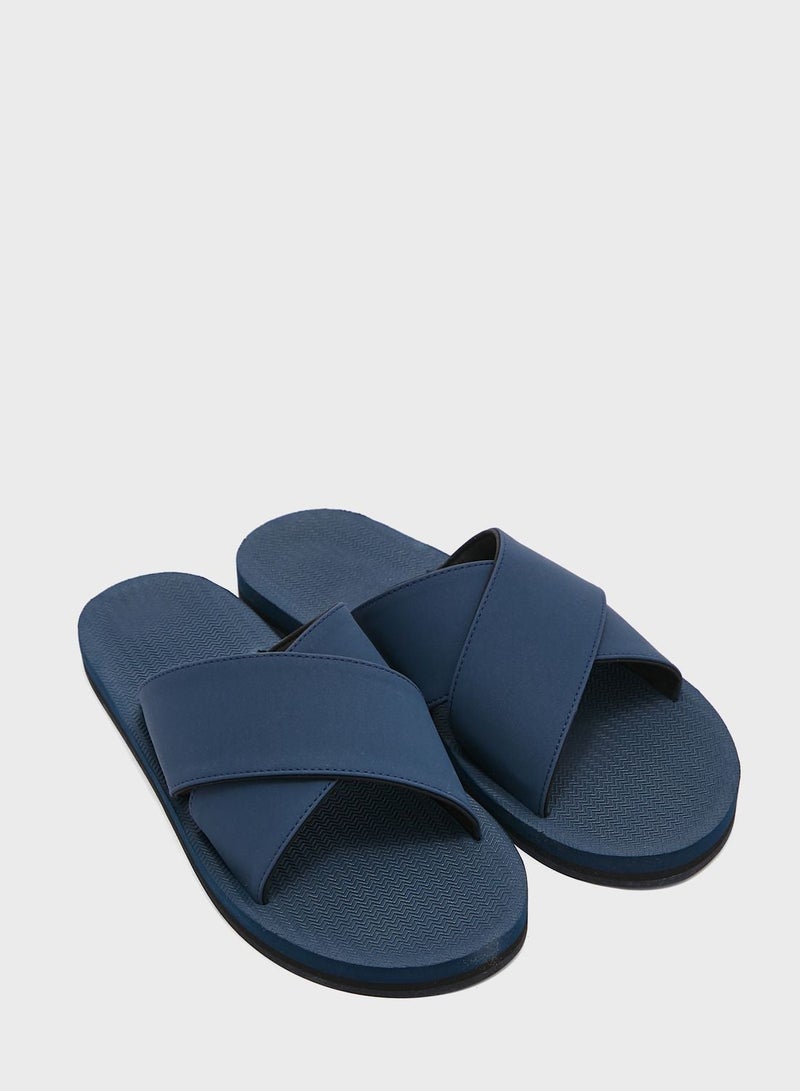 indosole Casual Cross Strap Sandals - Image 2