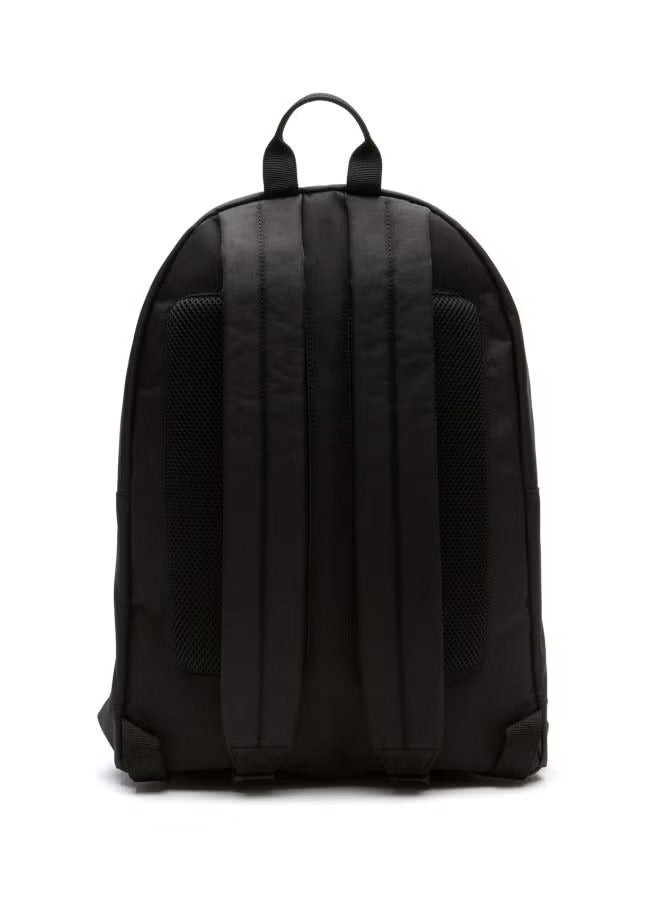 لاكوست حقيبة ظهر سوداء مطرزة بشعار - Image 2