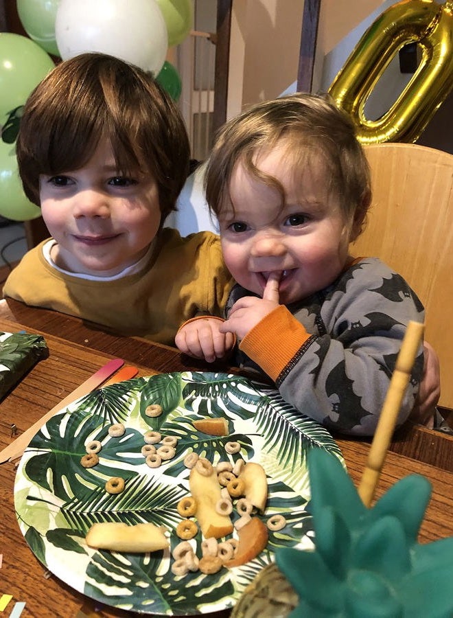 Talking Tables Pack of 12 Tropical Paper Plates - Palm Leaf Disposable Tableware for Kid's Jungle Party, Hawaiian Theme, Summer Luau, Green - Image 5