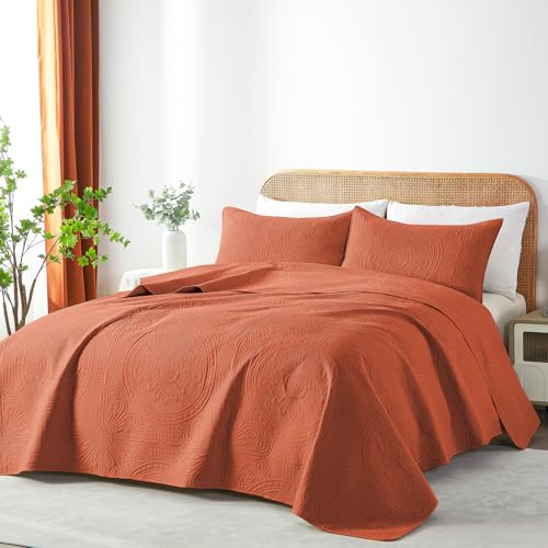 WURUIBO KingCal King Quilt Set Burnt OrangeUltrasonic Embossed Bedspread Lightweight Microfiber Coverlet Modern Thin Bedding Set for All Season 3 Piece1 Quilt2 Pillow Shams - Image 3