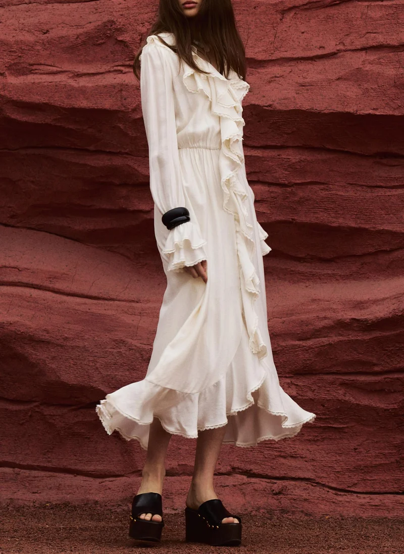 Lightweight midi dress with voluminous ruffles
