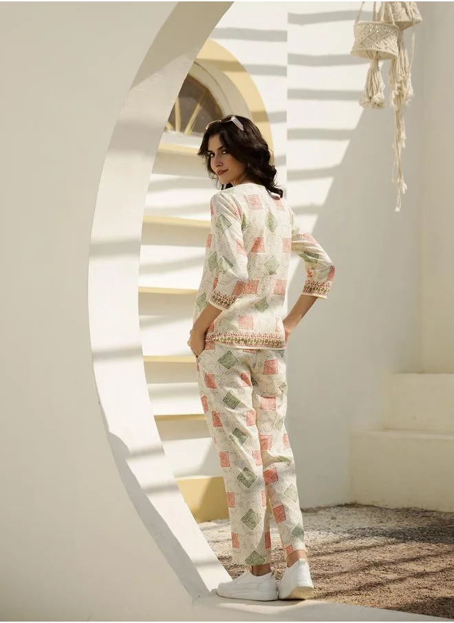 sanskrutihomes Sanskrutihomes Printed Pure Cotton Top with Trousers Co-Ords