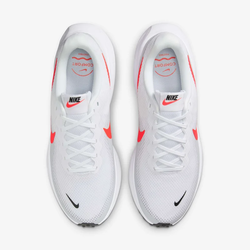 Nike Men's Revolution 8 Road Running Shoes