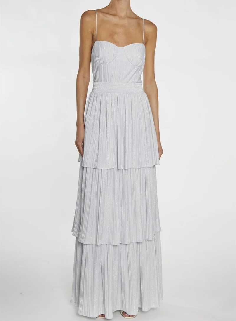 ترو ديكادينس Jayda Silver Pleated Metallic Tiered Maxi Dress