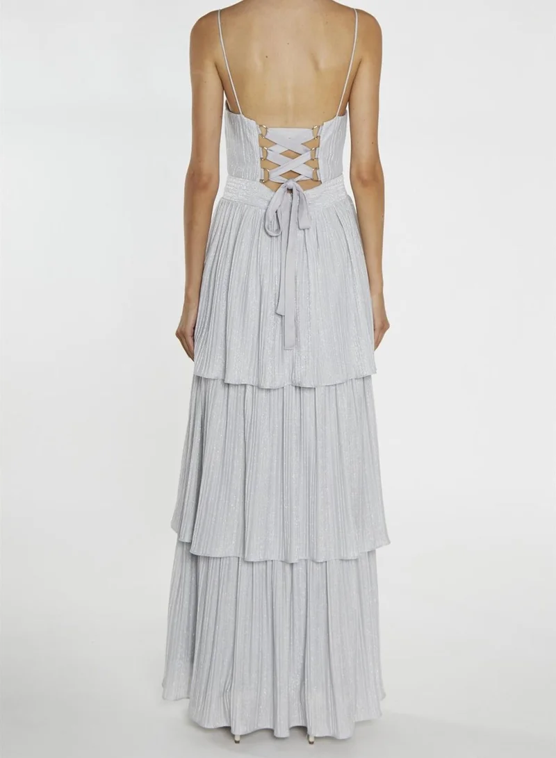 ترو ديكادينس Jayda Silver Pleated Metallic Tiered Maxi Dress