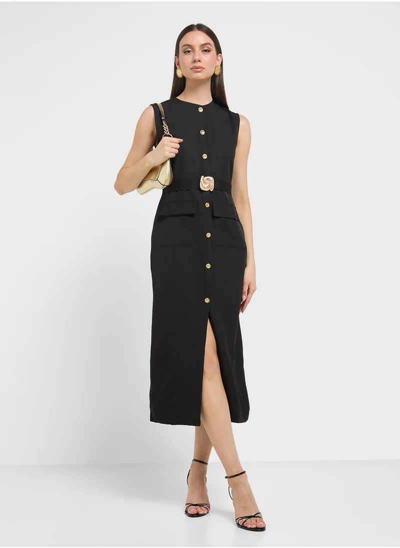 ايلا Sleeveless Shift Dress